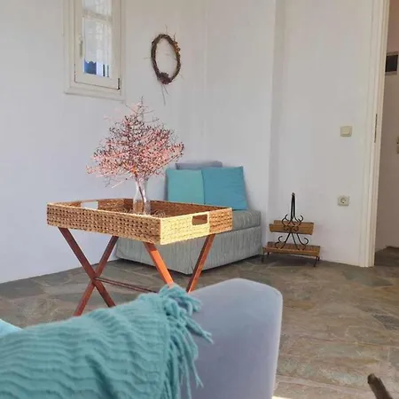 The White Holiday home Aspro Chorio