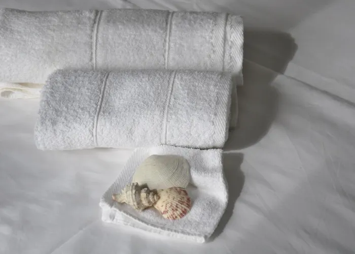 The White * Aspro Chorio